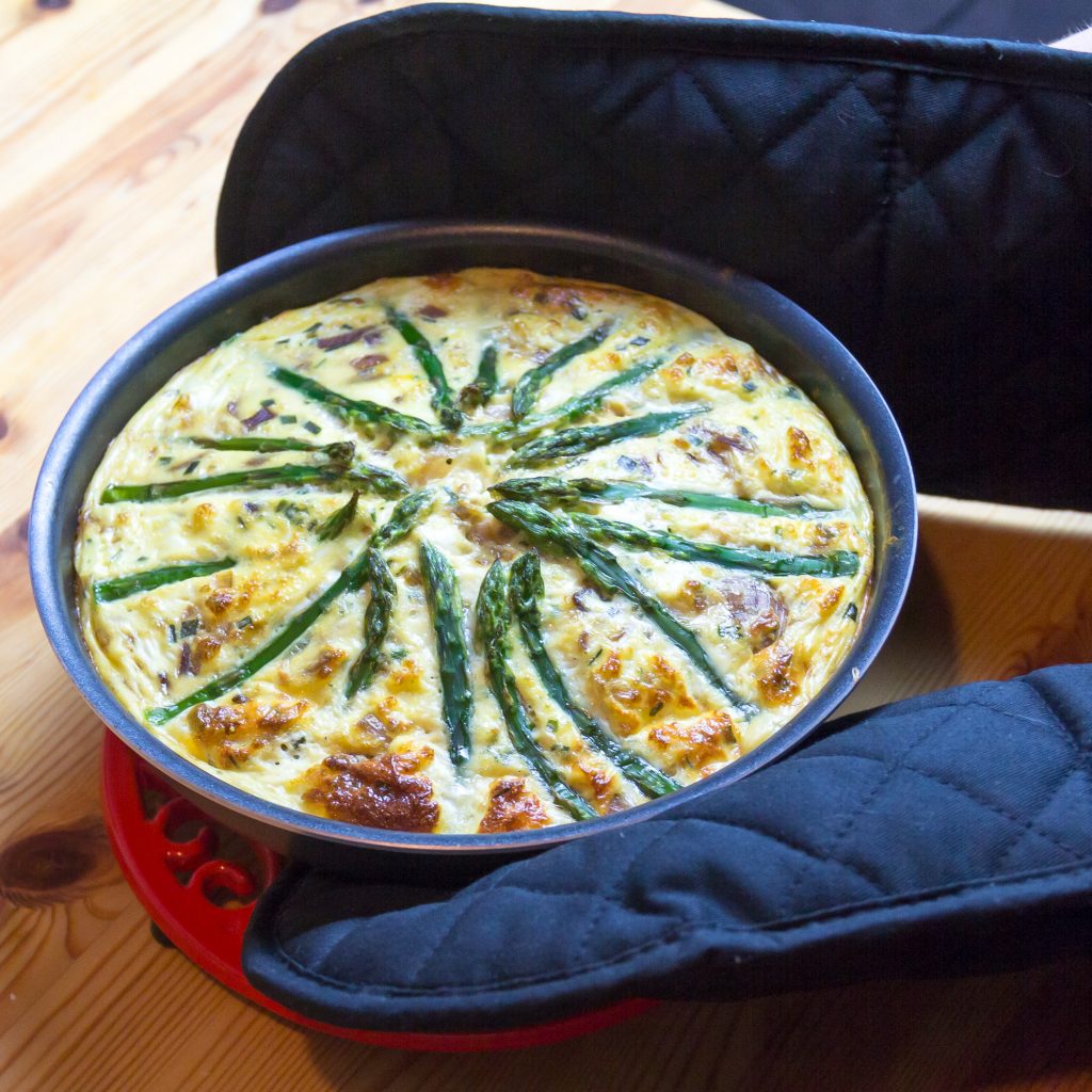 Slimming World Quiche Syn Free Asparagus, Chive and Onion Strikeapose