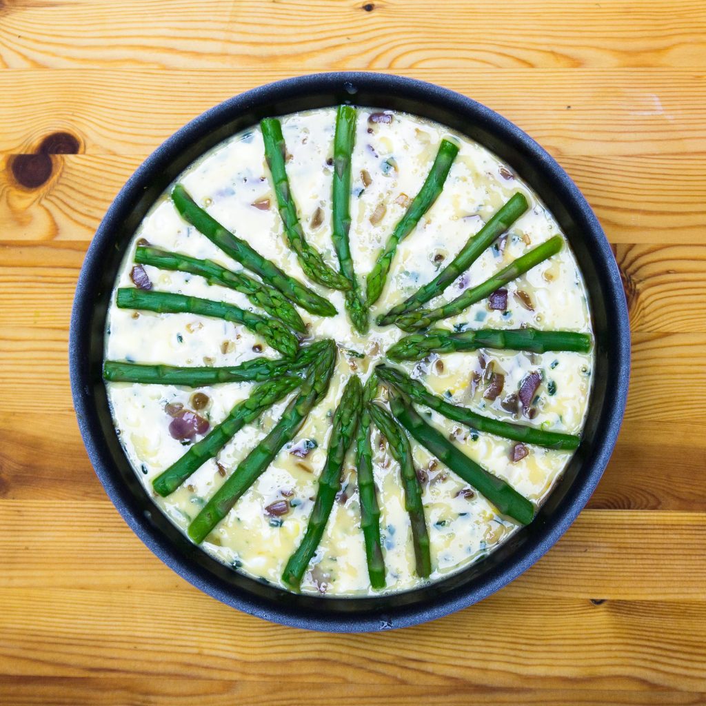 Slimming World Quiche Syn Free Asparagus, Chive and Onion Strikeapose