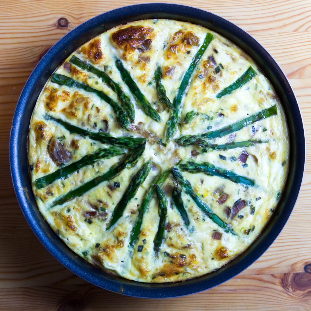 Slimming World Quiche Syn Free Asparagus, Chive and Onion Strikeapose