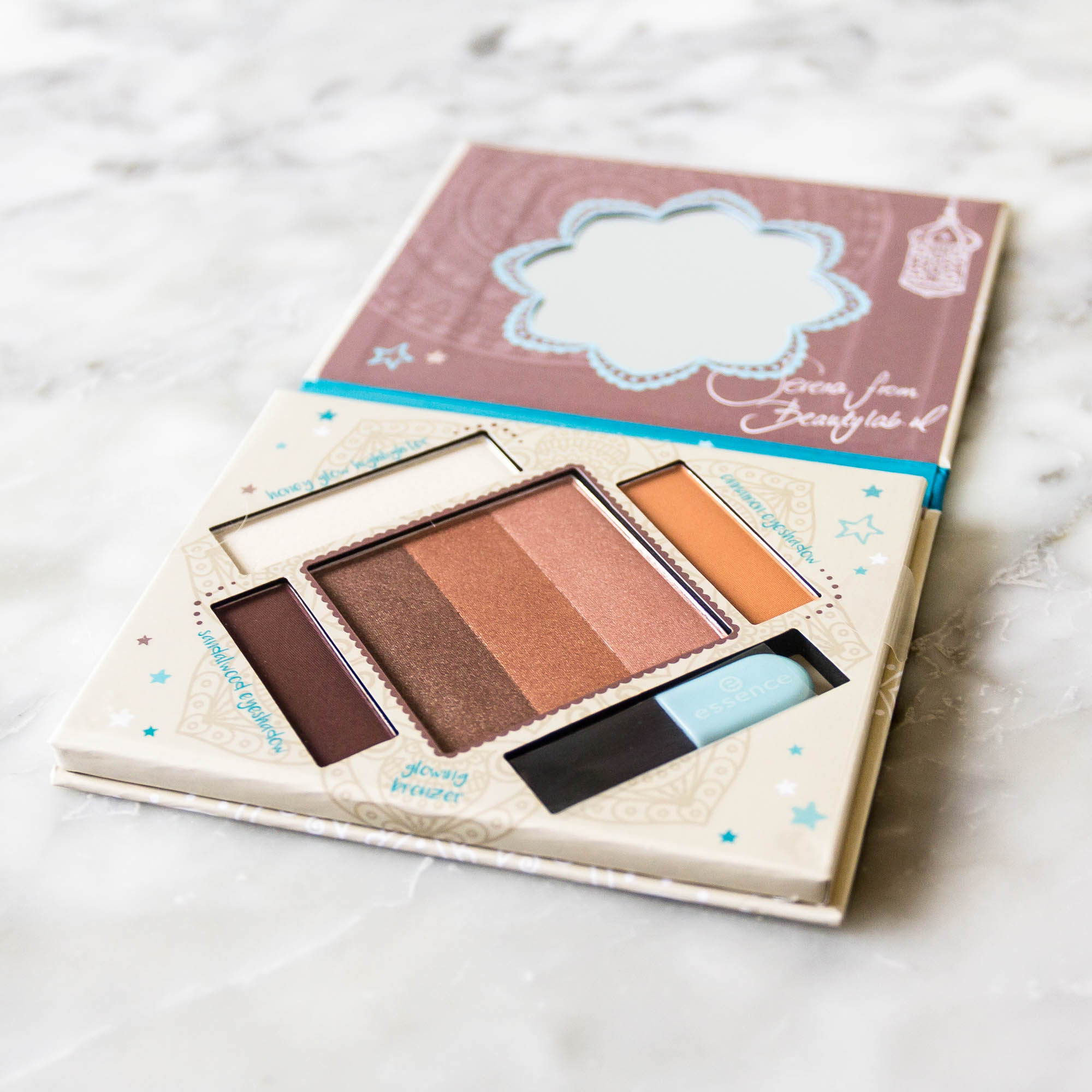 essence cosmetics the glow must go on bronzing and highlighting palette