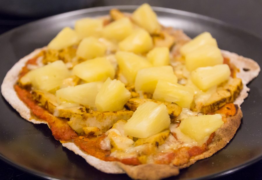 Slimming World Pizza, Syn Free (that actually tastes like pizza!) Slimming World Pizza, Syn Free (that actually tastes like pizza!)