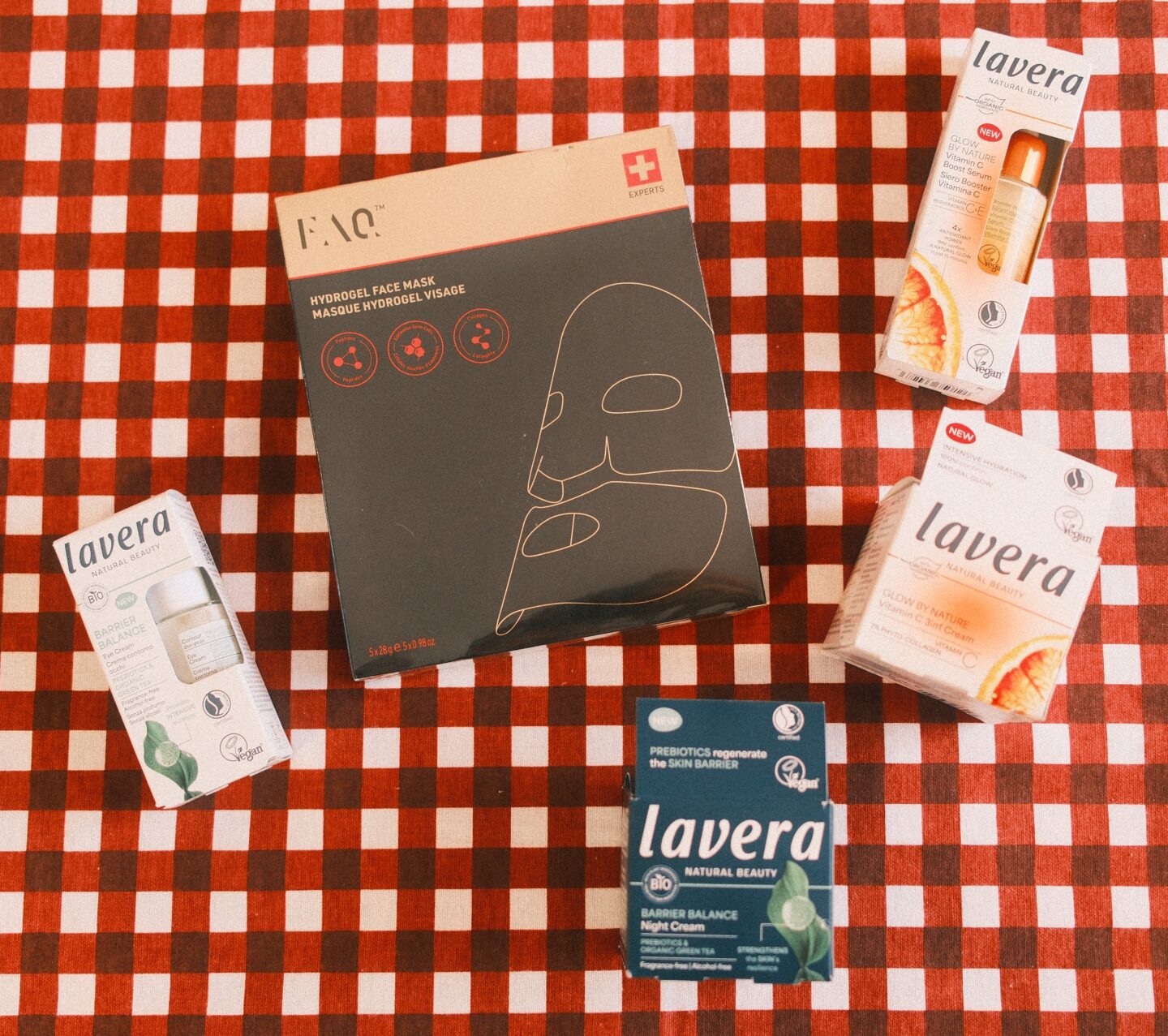 Thoughtful Gifting: A Curated Christmas Guide for Everyone You Love 28