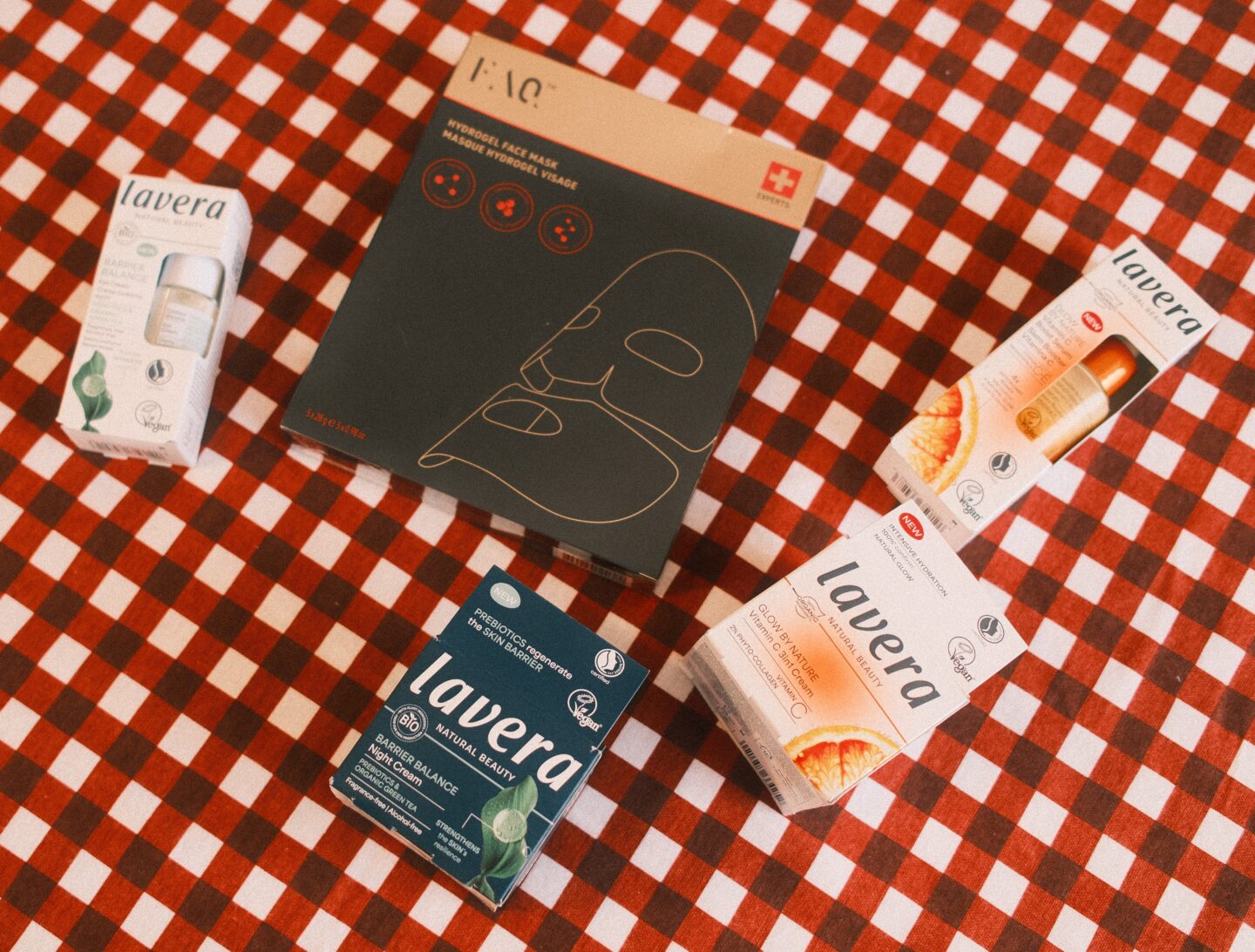 Thoughtful Gifting: A Curated Christmas Guide for Everyone You Love 29