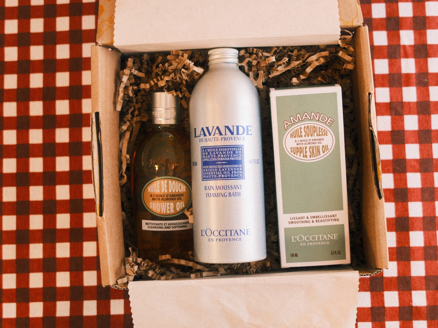 Thoughtful Gifting: A Curated Christmas Guide for Everyone You Love 33