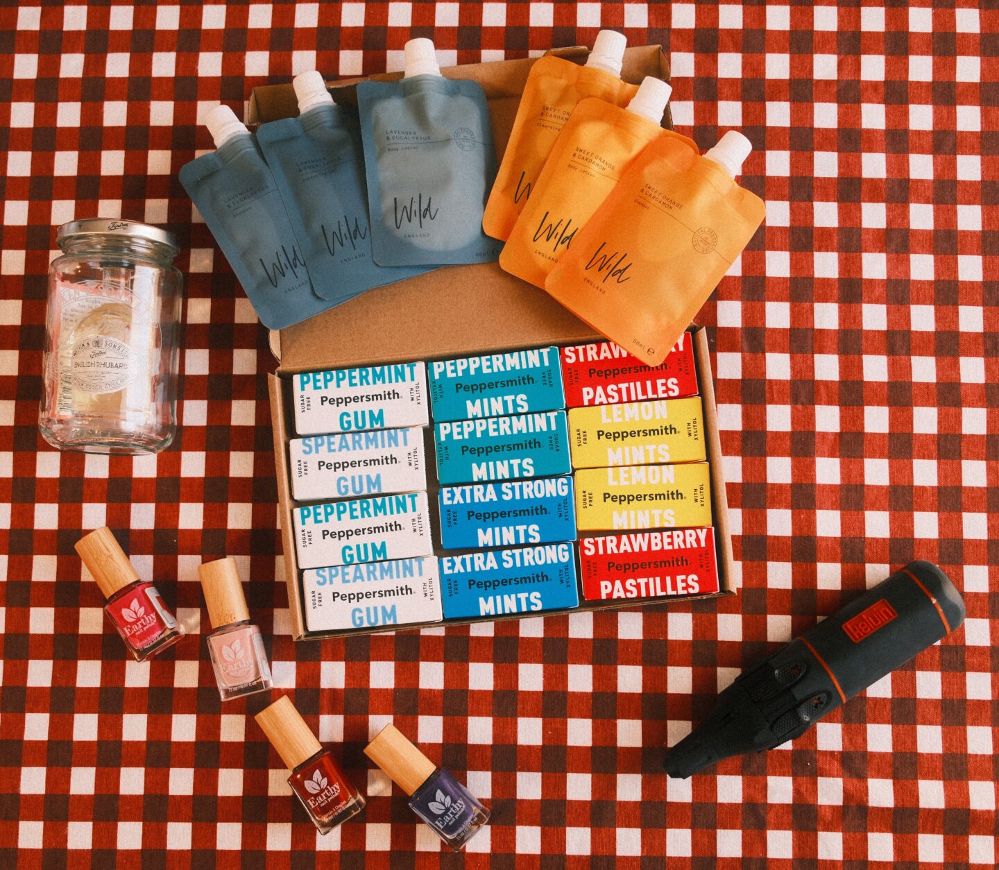 Thoughtful Gifting: A Curated Christmas Guide for Everyone You Love 38